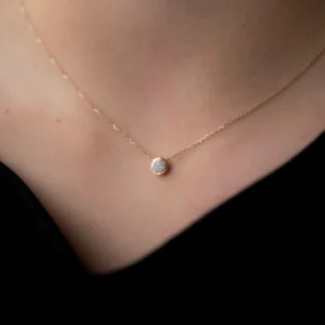 Collier Or et Diamant Maty : Le Petit Bijou Qui Fait Tout de Suite Son Effet